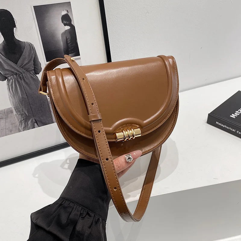 ins simple foreign style saddle bag women's fashion retro shoulder messenger bag versatile commuter bag