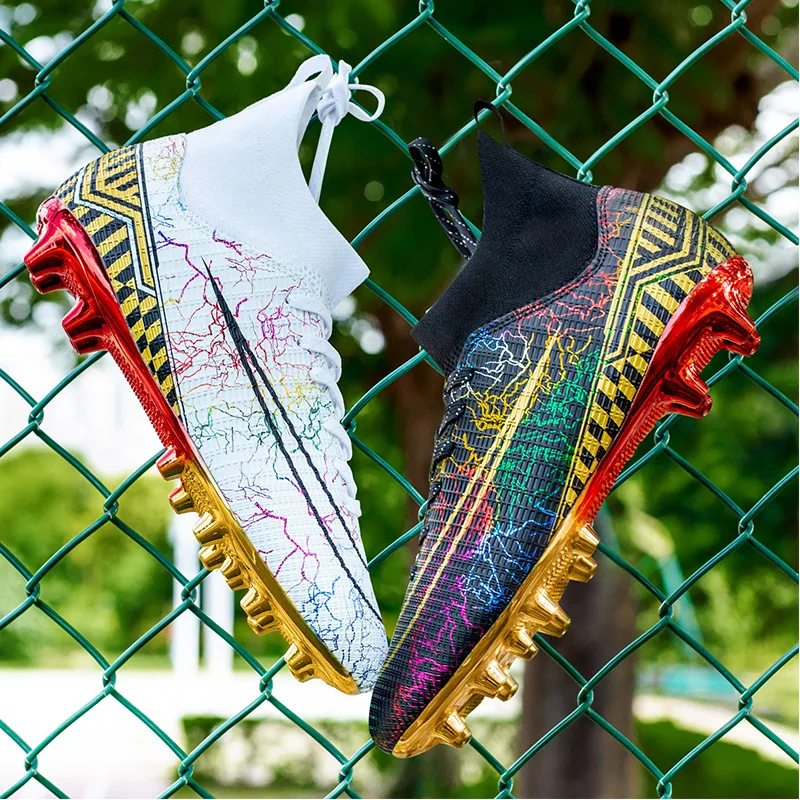 New Autumn Lightweight and Flexible Adult Football Shoes Anti Slip and Breathable Sports Shoes Trendy Lace Up Rebound Nail Shoes