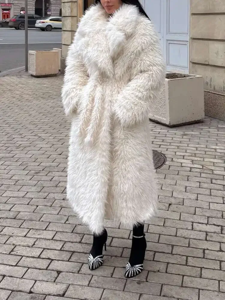 White Long Outerwear Elegant Temperament Loose Lapel All Match Thick Warm Faux Fur Coat For Women Winter 2025
