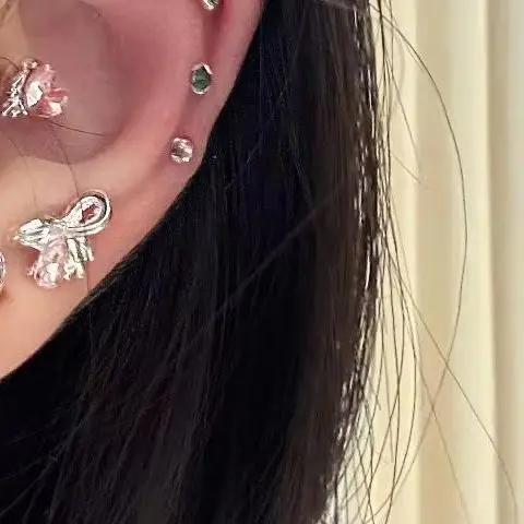 

20 шт./лист, модные наклейки в форме сердца с бантом и стразами, наклейки для ушей, наклейки для акупунктуры, аурикулярные наклейки для ушей, массаж