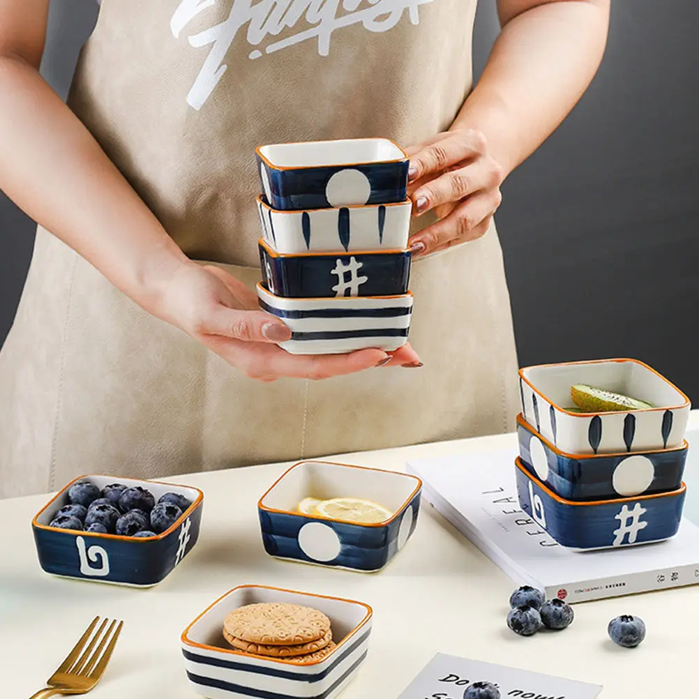 

Набор из 4 керамических тарелок в японском стиле с ручной росписью для закусок и приправ, для дома и ресторана, маленькие квадратные блюдца для соусов