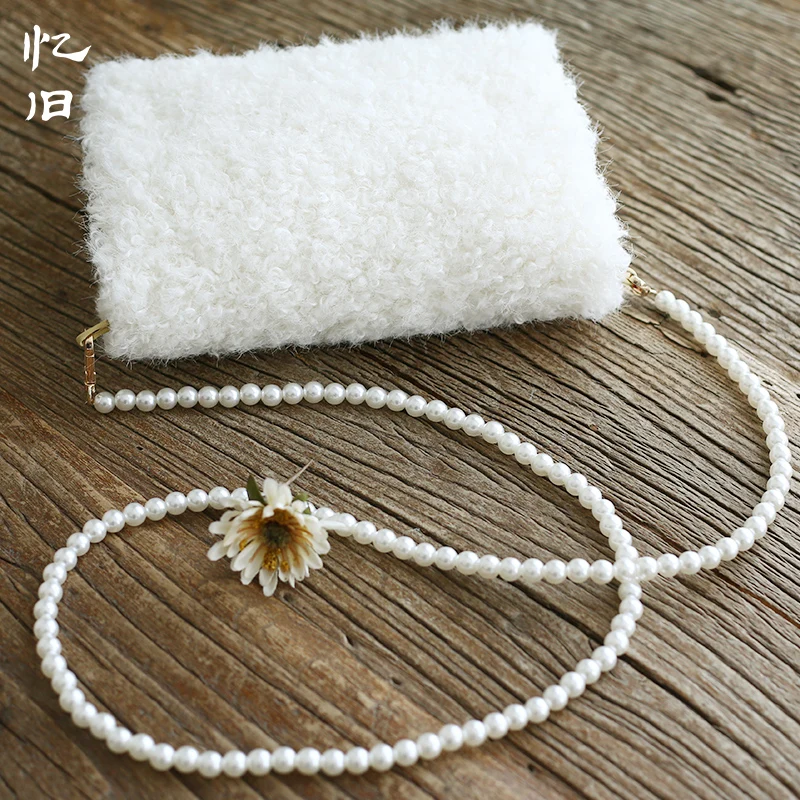 original-plu-warm-hand-copy-women's-winter-pearl-chain-versatile-white-diagonal-crossbody-warm-hand-copy-faionable-acc