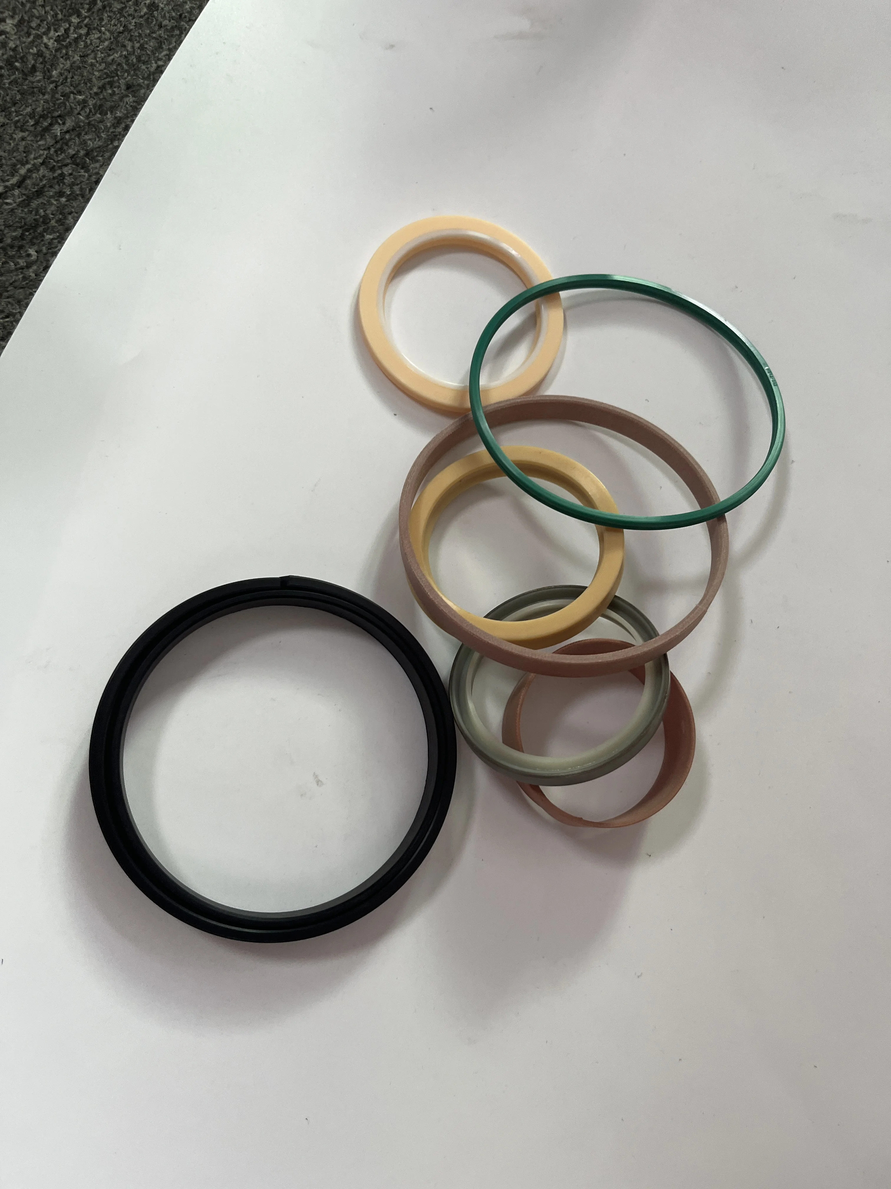 High Quality Hydraulic Cylinder Seal Kit 84259226 Engineering Machinery Loader Parts 84259226 for CASE 580N