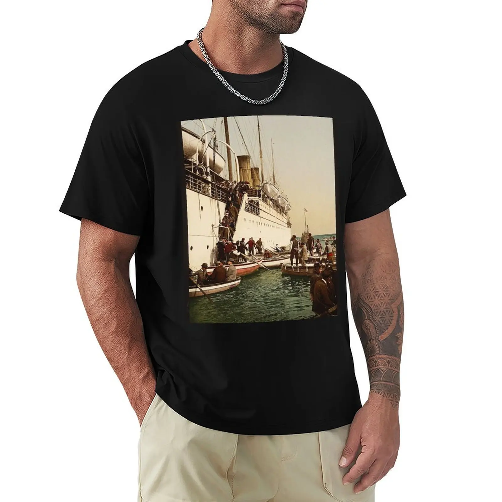 

Alger scene A l'arrivee d'un steamer (arriving at a steamer) vintage photo T-Shirt boys animal print cute tops t shirt for men