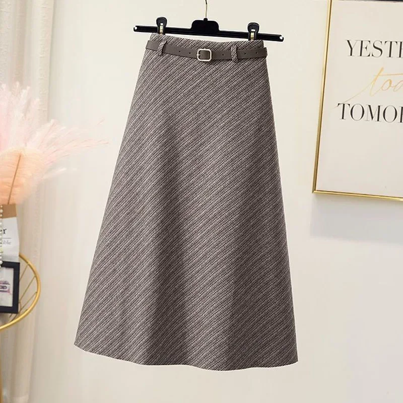 

Spring and Autumn Fashion Thickened Twill Brushed Fleece High Waist Slim Versatile Western Mid Length Women's Halfskirt A208