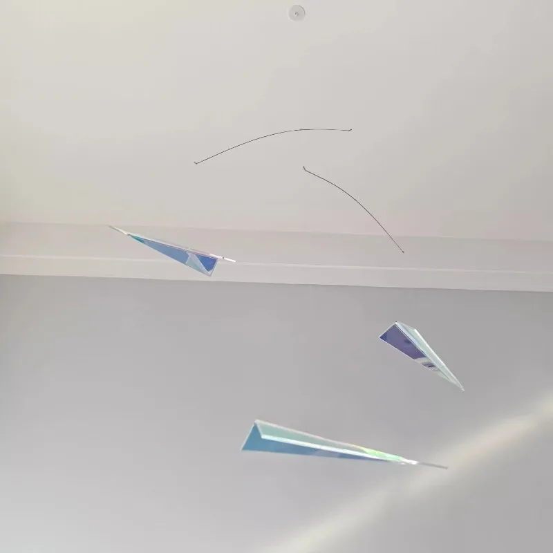 Creative Acrylic Folding Airplane Air Balance Pendant, Spot Sunshine Catcher, Home Ceiling Decoration Silent Wind Chime Pendant
