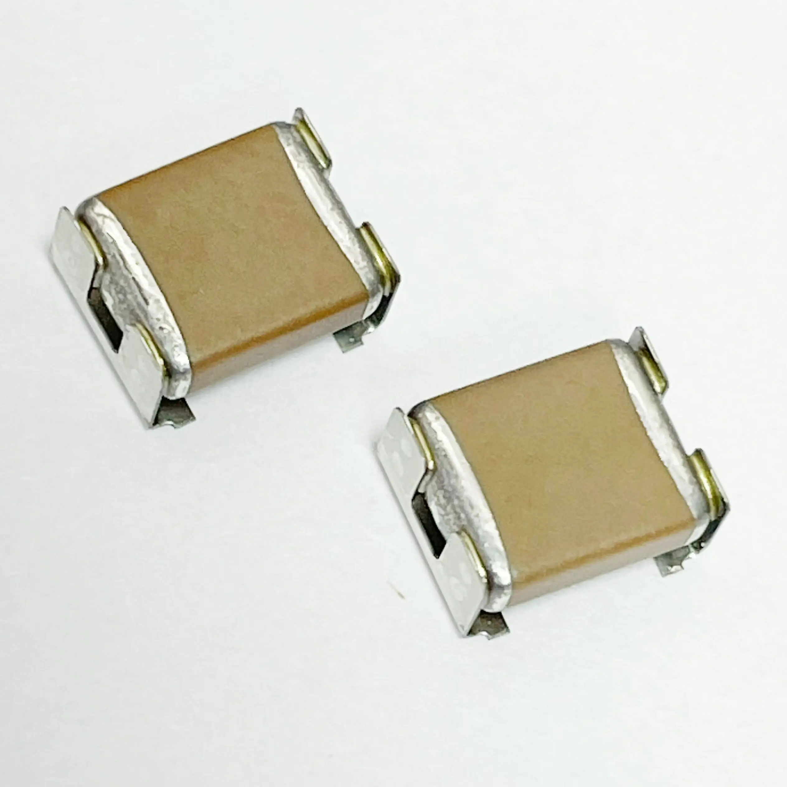 

5 шт./лот KCM55LR72A475KH01K 2220 4,7 мкФ 100 В 10% X7R чип керамический конденсатор оригинальный подлинный