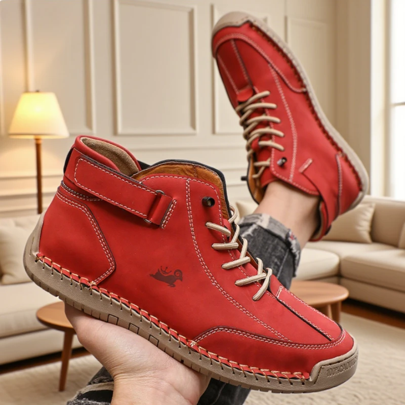 Scarpe da uomo in pelle fatte a mano Moda casual Marchio di lusso Scarpe mocassini morbidi Classiche stivali nudi da uomo antiscivolo Sneakers da uomo