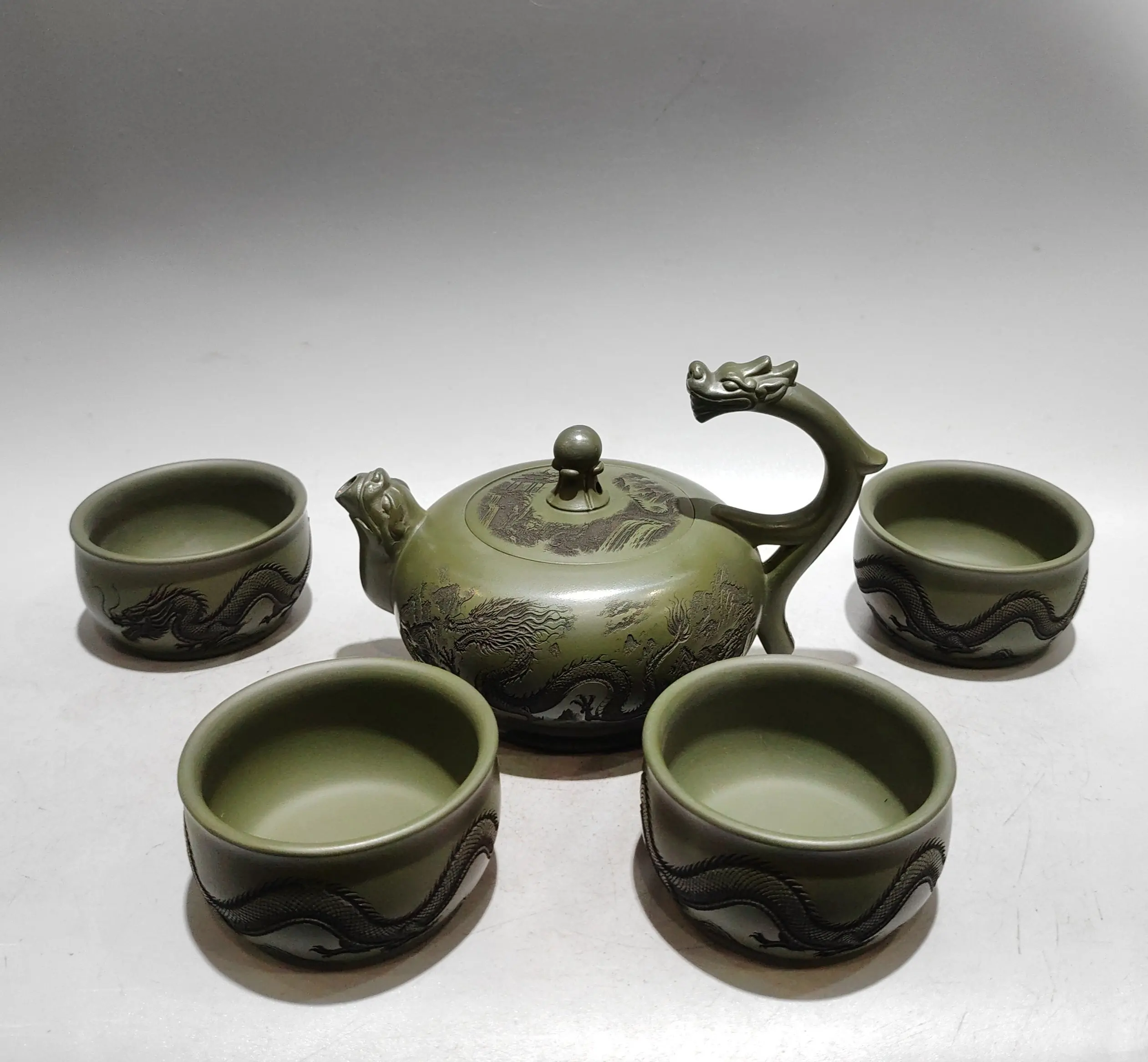 Purple teapot Yixing Purple Clay Teapot Dragon handle pot Chinese Loong pattern Dragon Mouth Pot 4 cups A set of pots Kettle