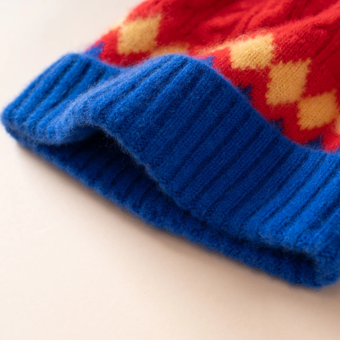 A-Class Cashmere Knitted Wool Ball Flanging Hat Thickened Winter Warm Unisex Patchwork Jacquard Leisure Hat Christmas Gift