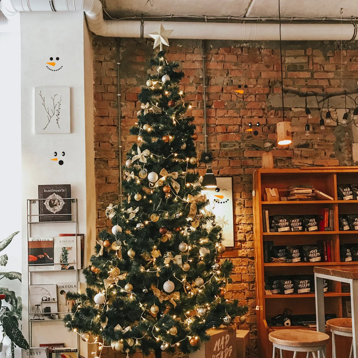 

2pcs Snowman Stickers Christmas Wall Decals For Doors Windows Furniture Merry Christmas Pvc Removable Holiday Party Decorations