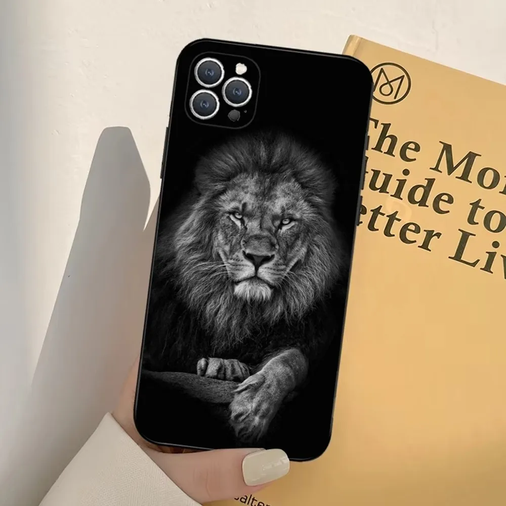 The Lion  Phone Case For iPhone 16,15,14,13,12,11,Pro,X,XS,Max,XR,Plus,Mini Soft Black Cover