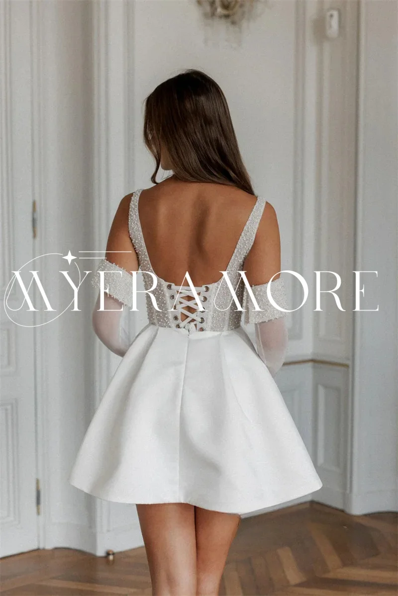 Simples cetim curto vestidos de casamento 2025 cintas de espaguete pérolas uma linha luvas longas vestidos de noiva personalizado vestidos de novia