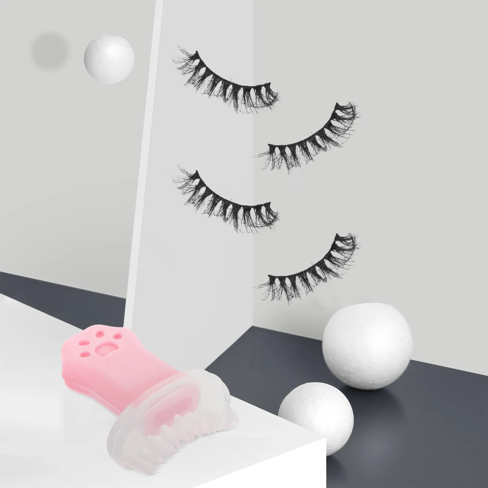 2Pcs Silicone Eyelash Stencil Eyelash Stamp Tool Reusable for Definition Eye Makeup Assistant Women Beauty Must