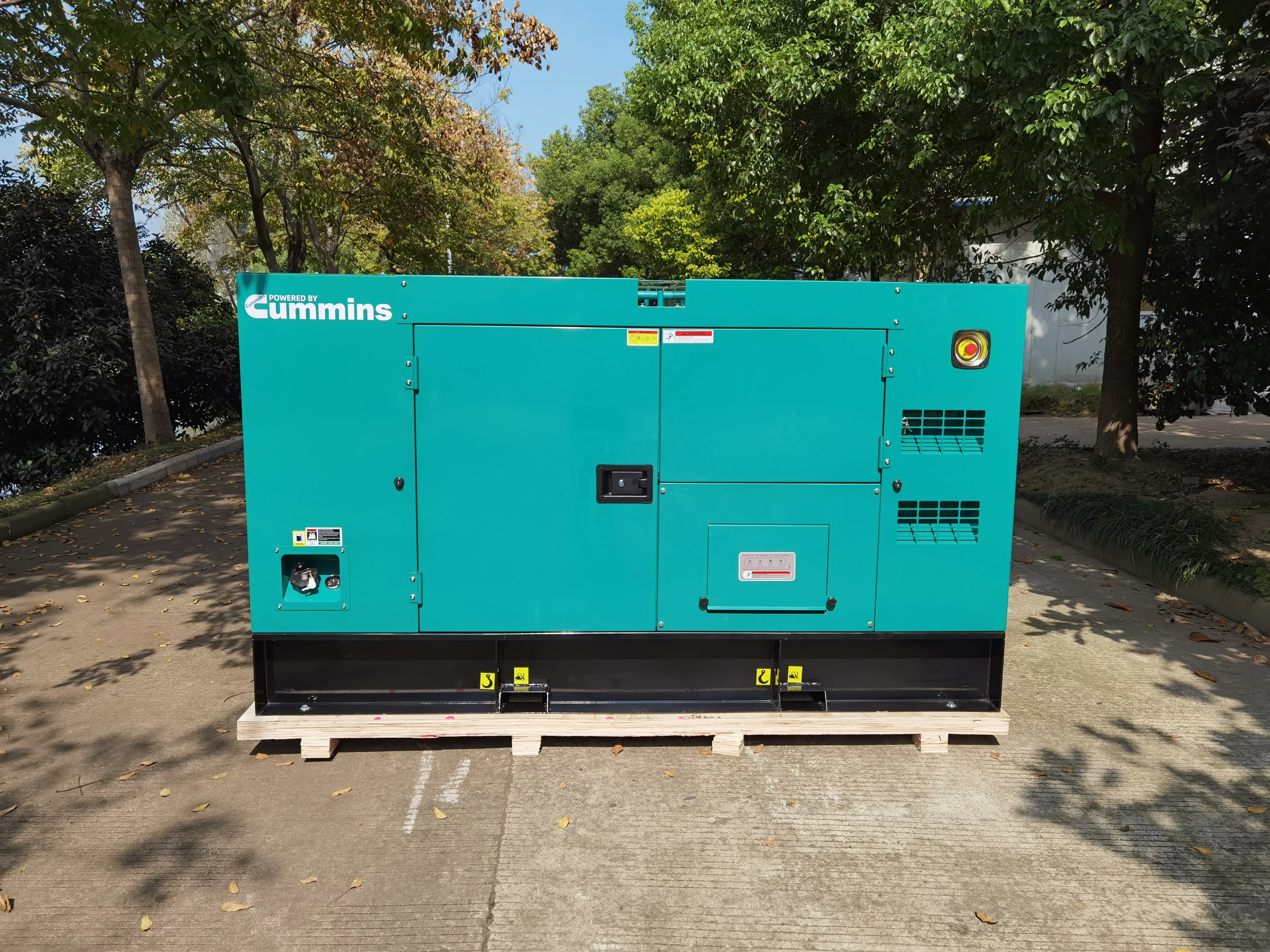 25kva 30kva 40kva 50kva 60kva silent diesel generator 100kva 150kva 200kva 250 kva Cummins Genest Price