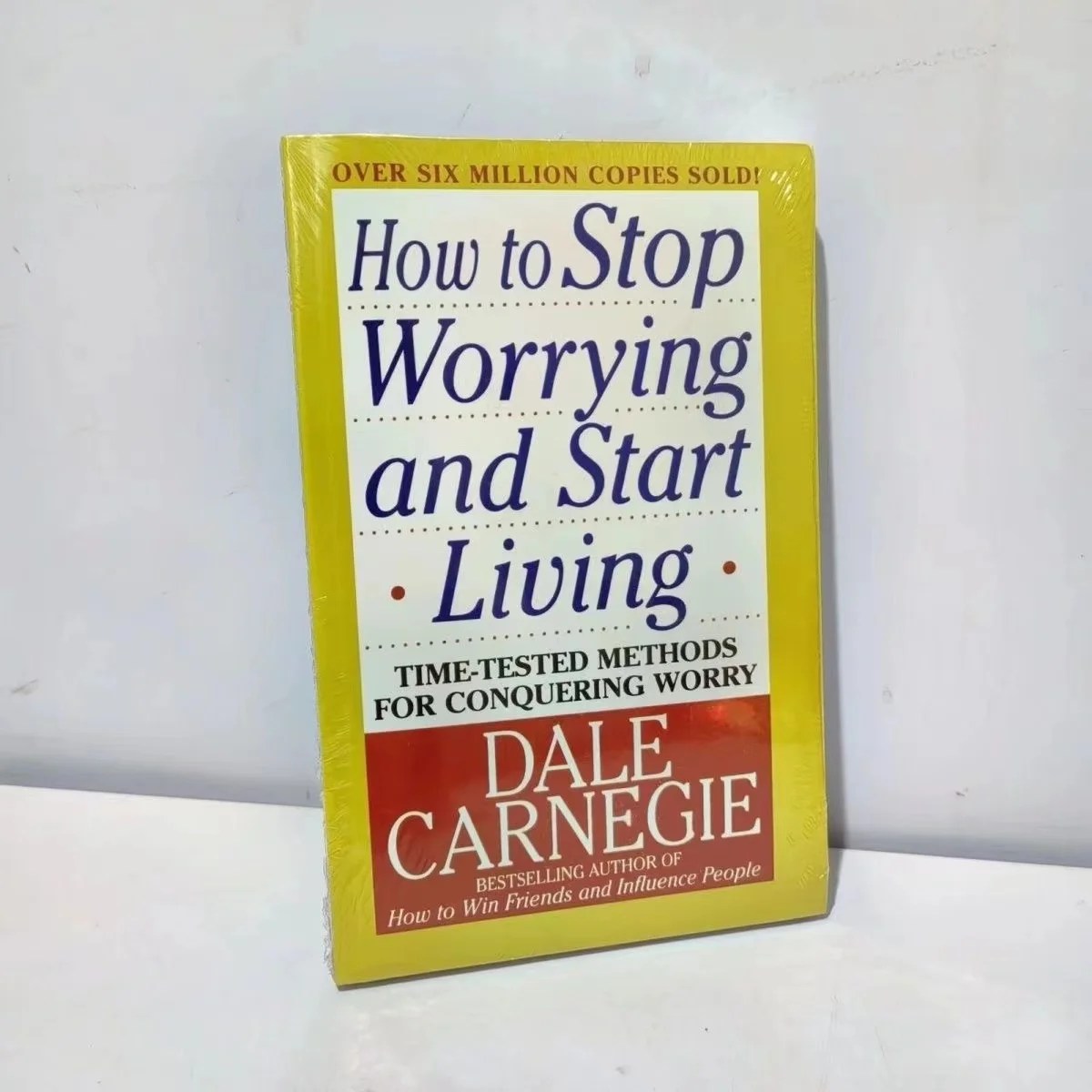 How to Stop Worrying And Start Living by Dale Carnegie Paperback Book in English Libros