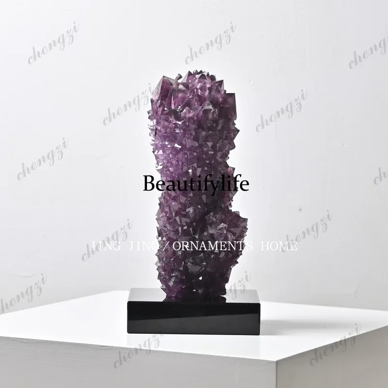 Modern retro alum amethyst home entrance living room side a few high-end ornaments