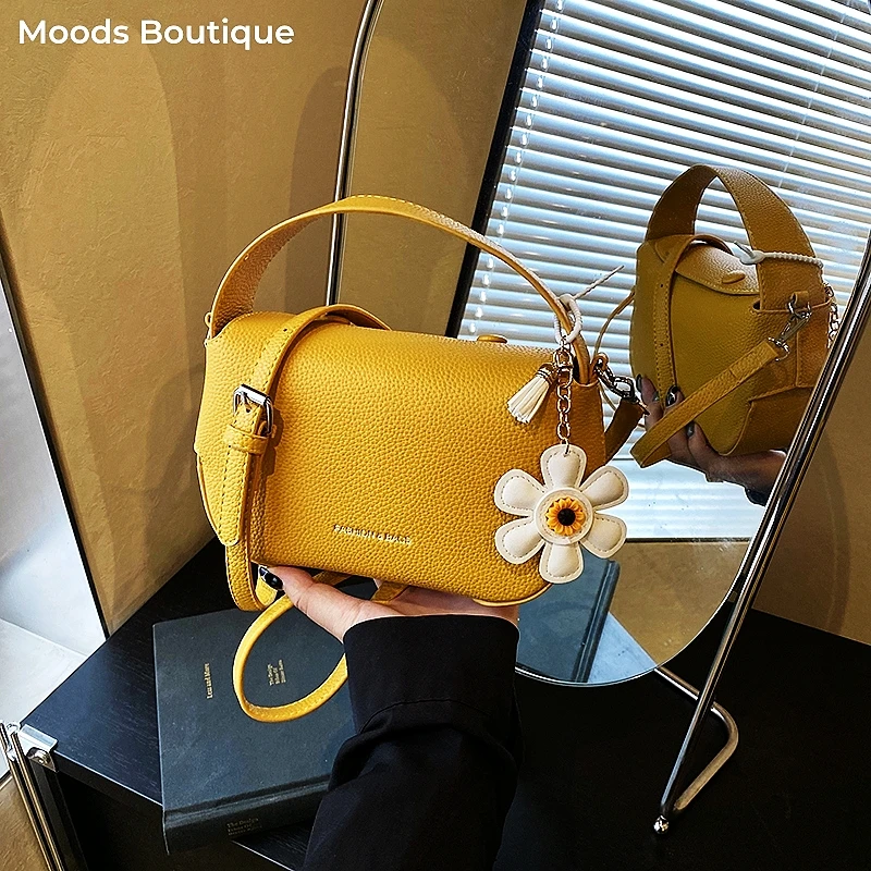 

Quality Box Shaped Crossbody Bags For Women Lychee Pattern Shoulder Bag With Flower Pendant Luxury Designer Purses And Handbags
