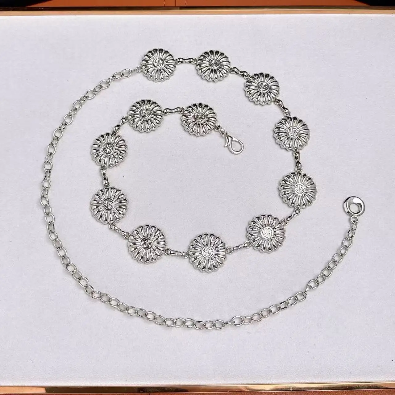 Boho Hollow Out Round Chain Belts Classic Metal Waist Chain Vintage Adjustable Body Jewelry Trendy Dress Chain For Women Girls