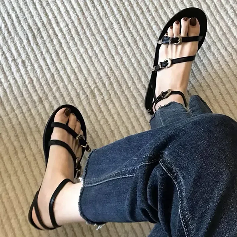

Fashion Multi Metal Buckle Design Flat Sandals Women Summer Sexy Open Toe Ankle-Wrap Beach Roman Sandals Elegant Dress Shoes