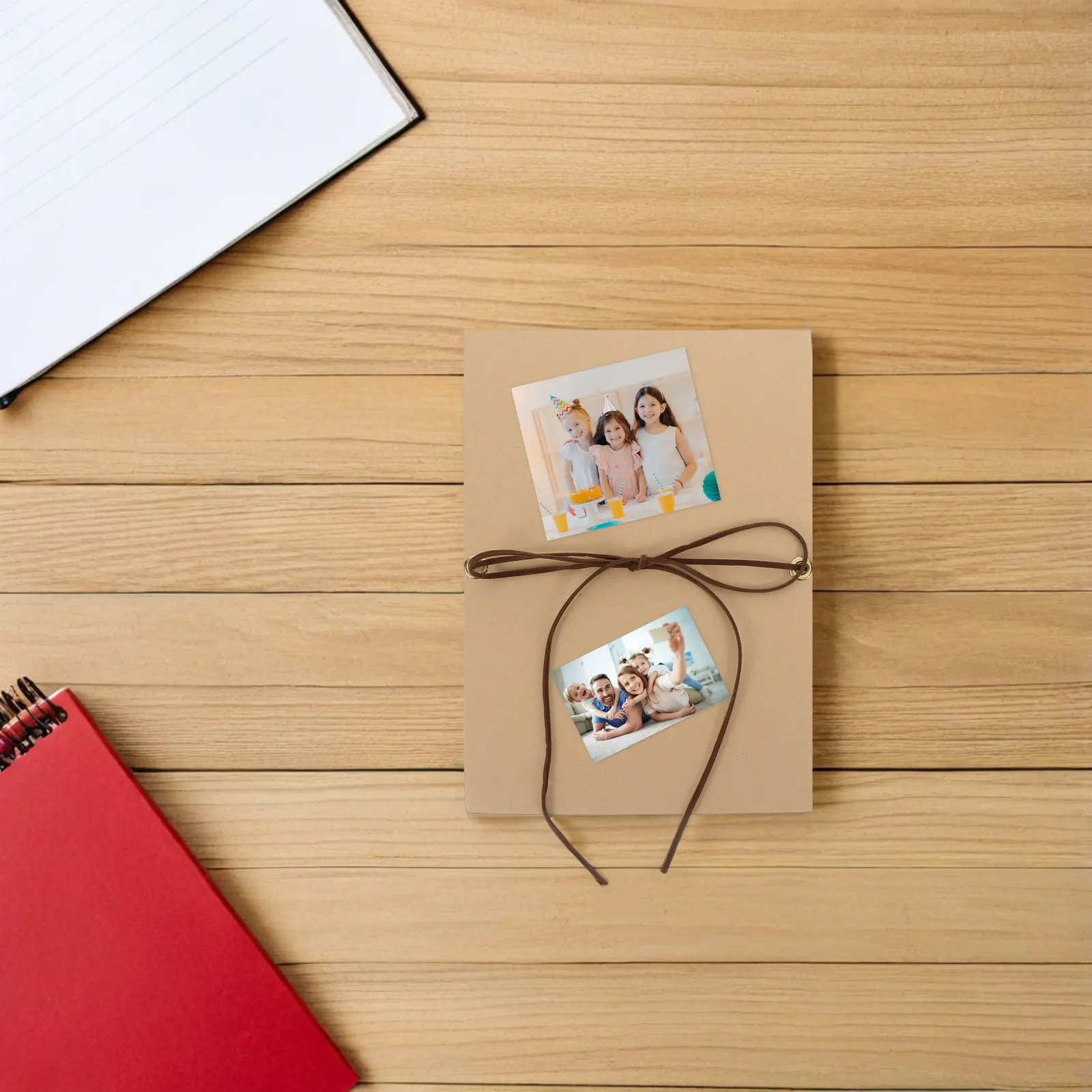 1Set Creative Accordion Folding Scrapbook Album 8.2x5.9 Inch Sturdy Craft Paper Mini Scrapbook for Adults Couples Family Memory