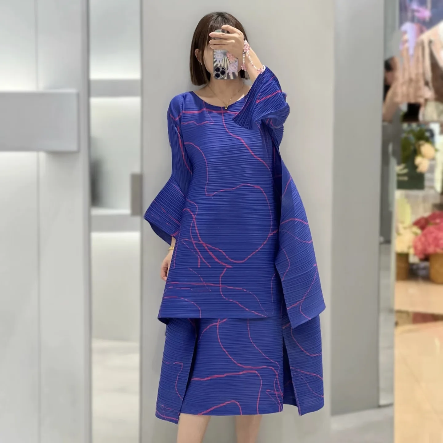 2025 outono nova mini saia feminina de renda de cetim linha a, ajuste fino, saia de fenda irregular