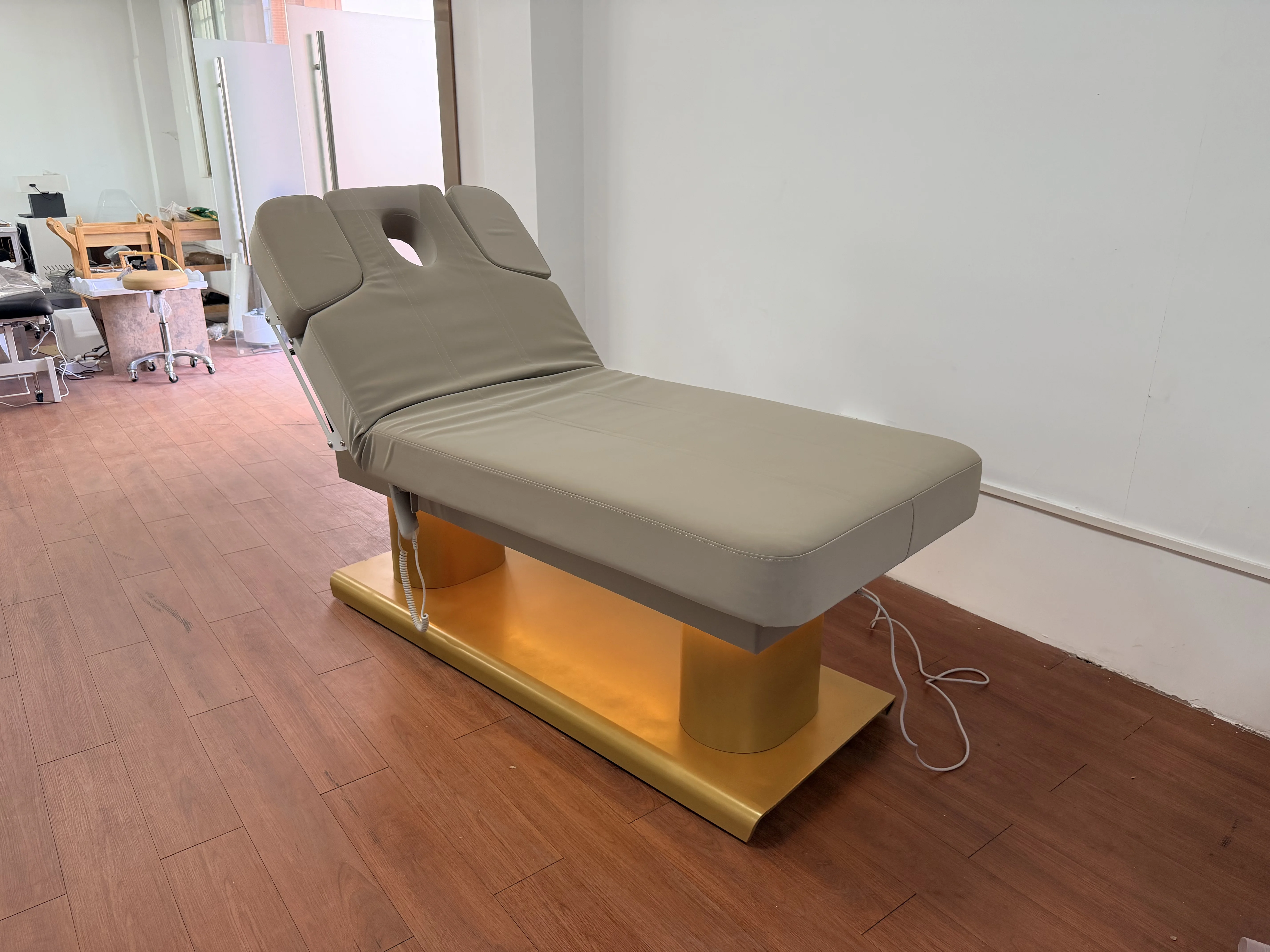 3 Motor Electric Beauty Massage Bed with Latex for Lifting and Facial Therapy
