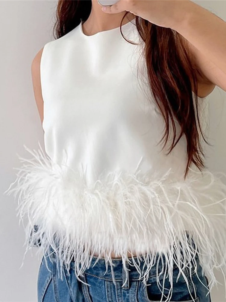 VGH White Chic Patchwork Feather Tank Top For Women Round Neck Sleeveless Casual Tank Tops Female Fashion New Clothes 2024 Style