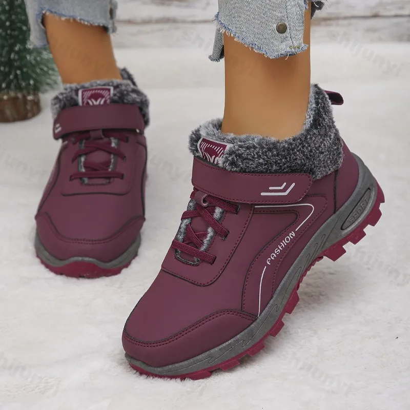 2025 جديد الشتاء الرجعية منخفضة أعلى سميكة سوليد أحذية قطنية غير رسمية للنساء الدافئة مريحة موضة تنوعا عدم الانزلاق أفخم الأحذية