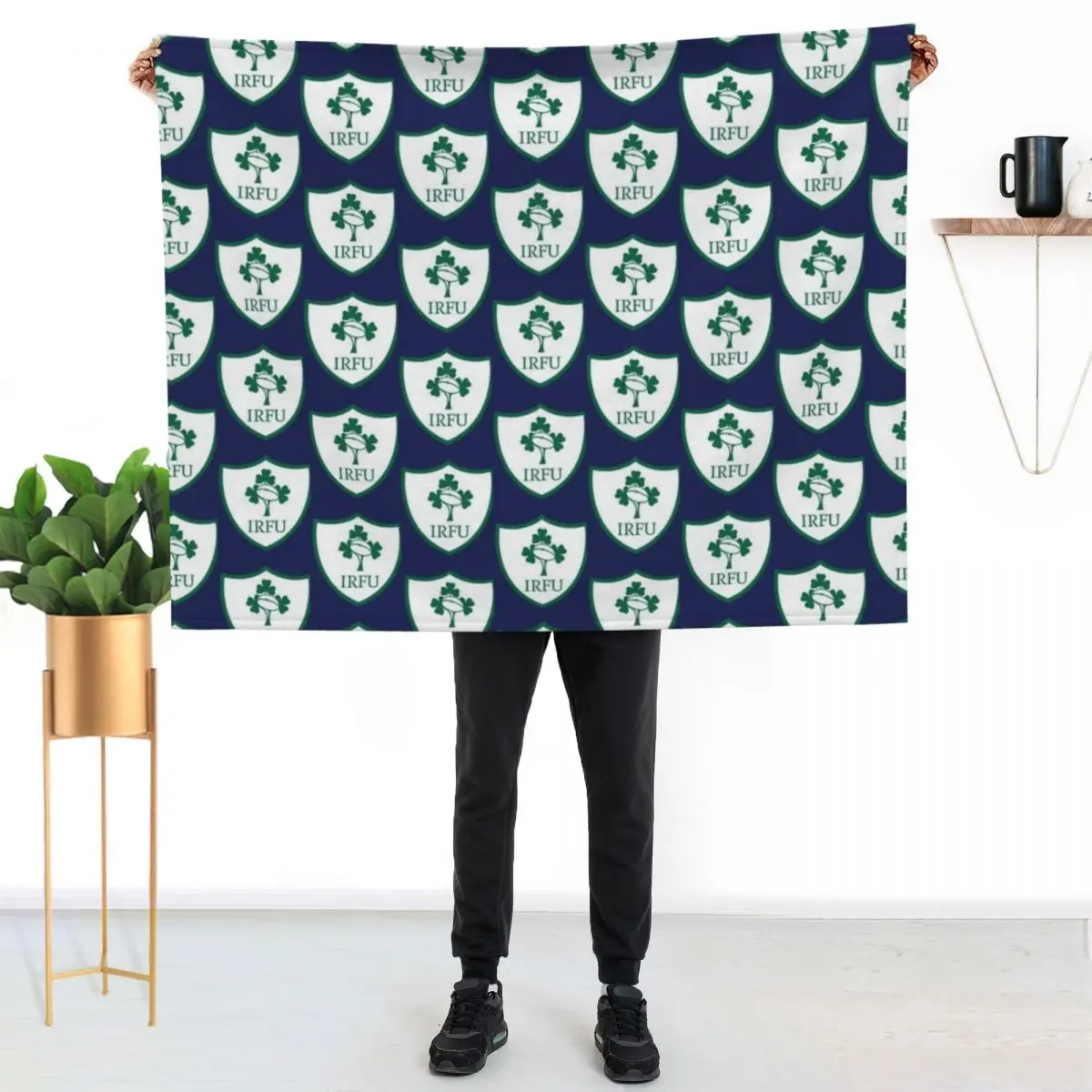 IRELAND IRFU-RUGBY -BADGES Throw Blanket For Sofa Thin Sleeping Bag Luxury Brand Single Luxury St Decorative Sofas Blankets