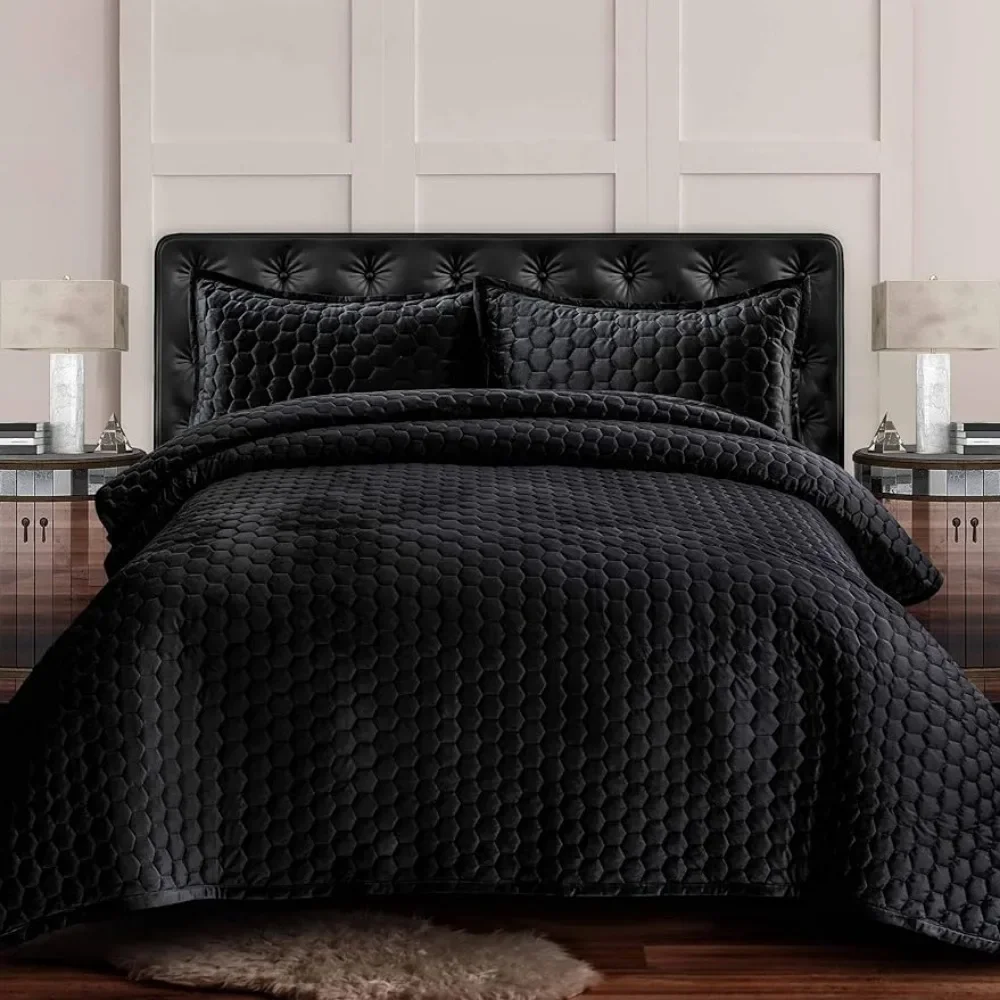 

King Quilt, Three-Piece Honeycomb Stitch Set Includes One Oversized Quilt Two Sham Pillowcases,Super Soft Velvet,Steel Grey