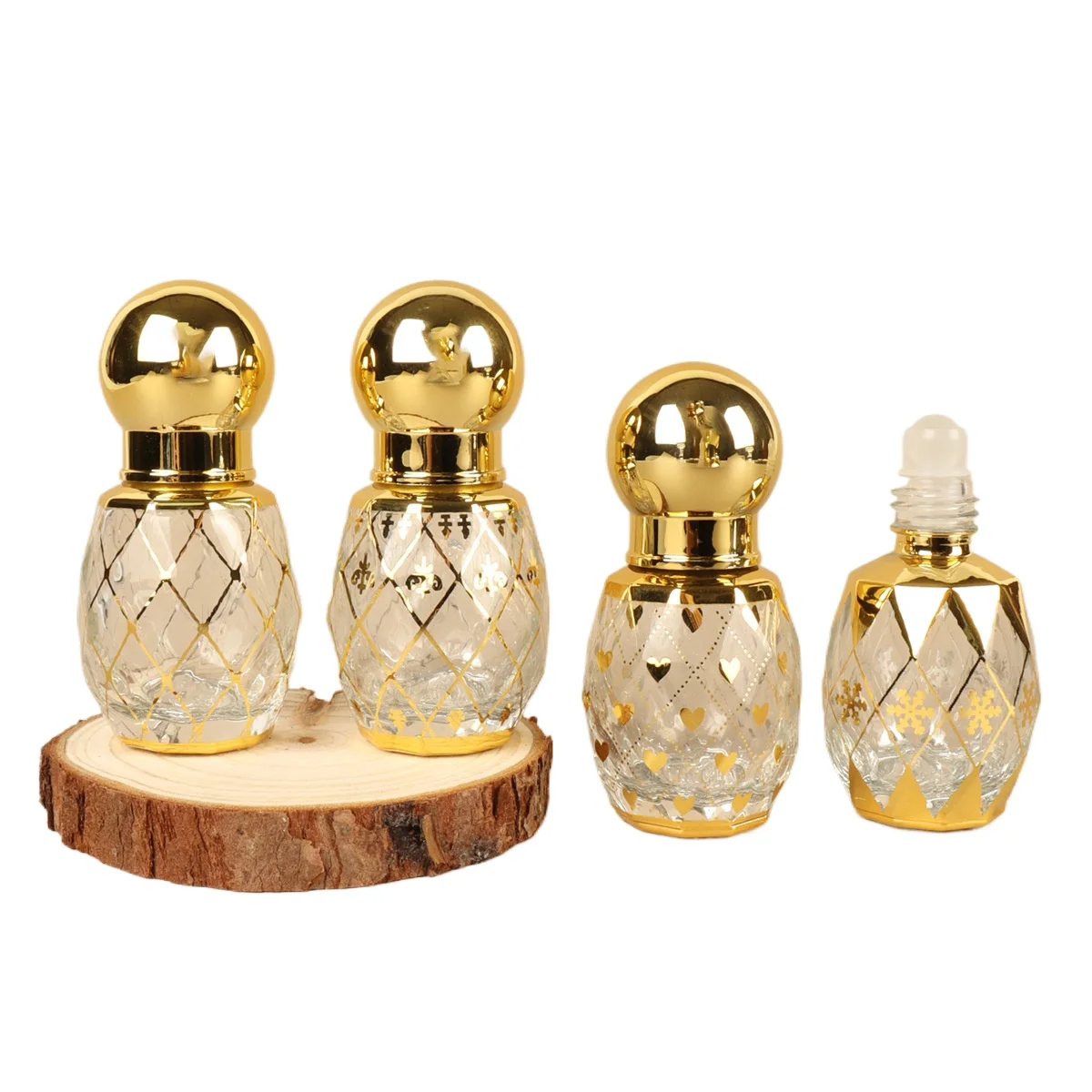 Roll-on-ball Perfume Bottle Portable Gold Heart Pattern 10ml Roll-On Perfume Glass Bottle with Golden Ball Cap
