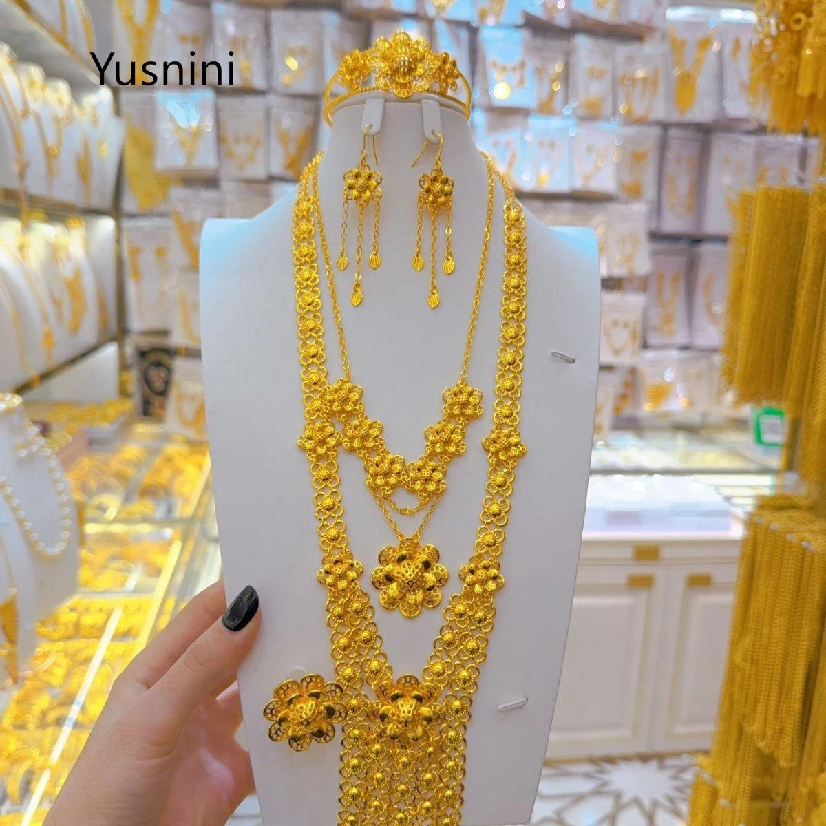 Nouvel ensemble de bijoux français haut de gamme plaqué or 24 carats, collier, boucles d'oreilles, bagues, bracelets, exquis pour mariage, fiançailles, fête, pour les amoureux