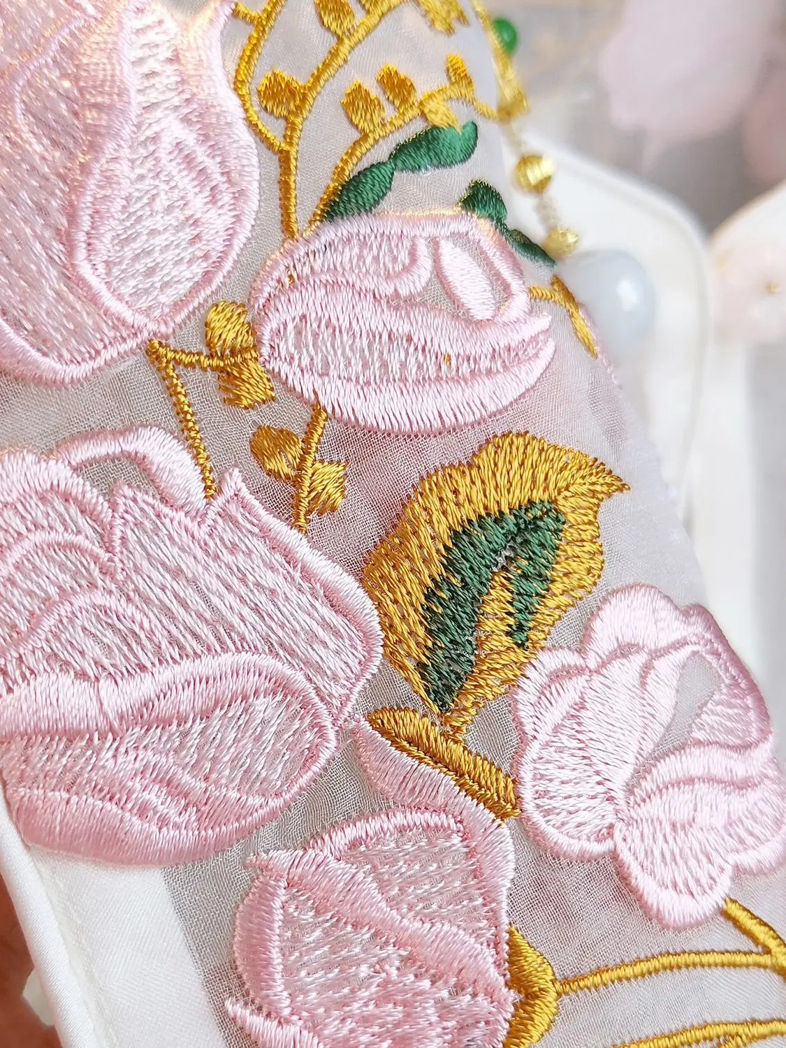 سترة مطرزة المرأة النمط الصيني خمر سترة بلا أكمام مشبك الرجعية القمم الإناث الصيف موضة جديدة