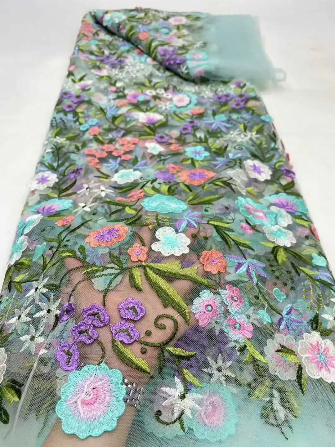 

Nigerian High Quality Luxury Embroidery Lace Fabric French Handmade Tulle Lace Fabric For Women Wedding Dresses