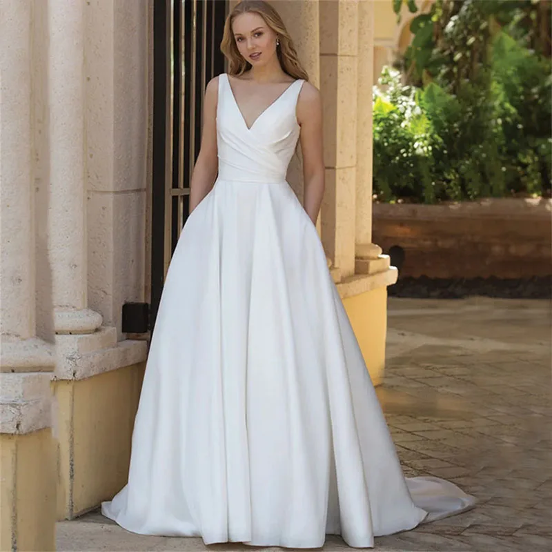 

simple v-neck satin sweep train sleeveless ruched bridal wedding dress