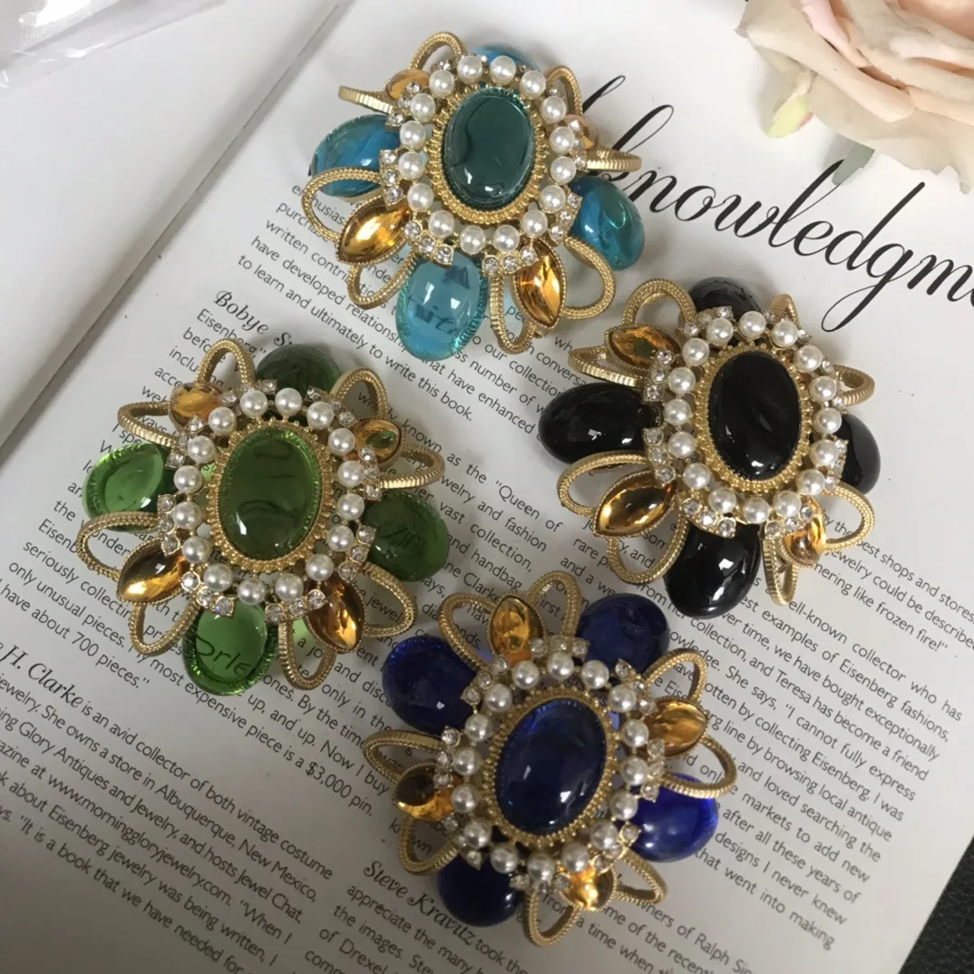 

Vintage Temperament blue black Glass Brooch for women's girl gift Corsage Jewelry accessories