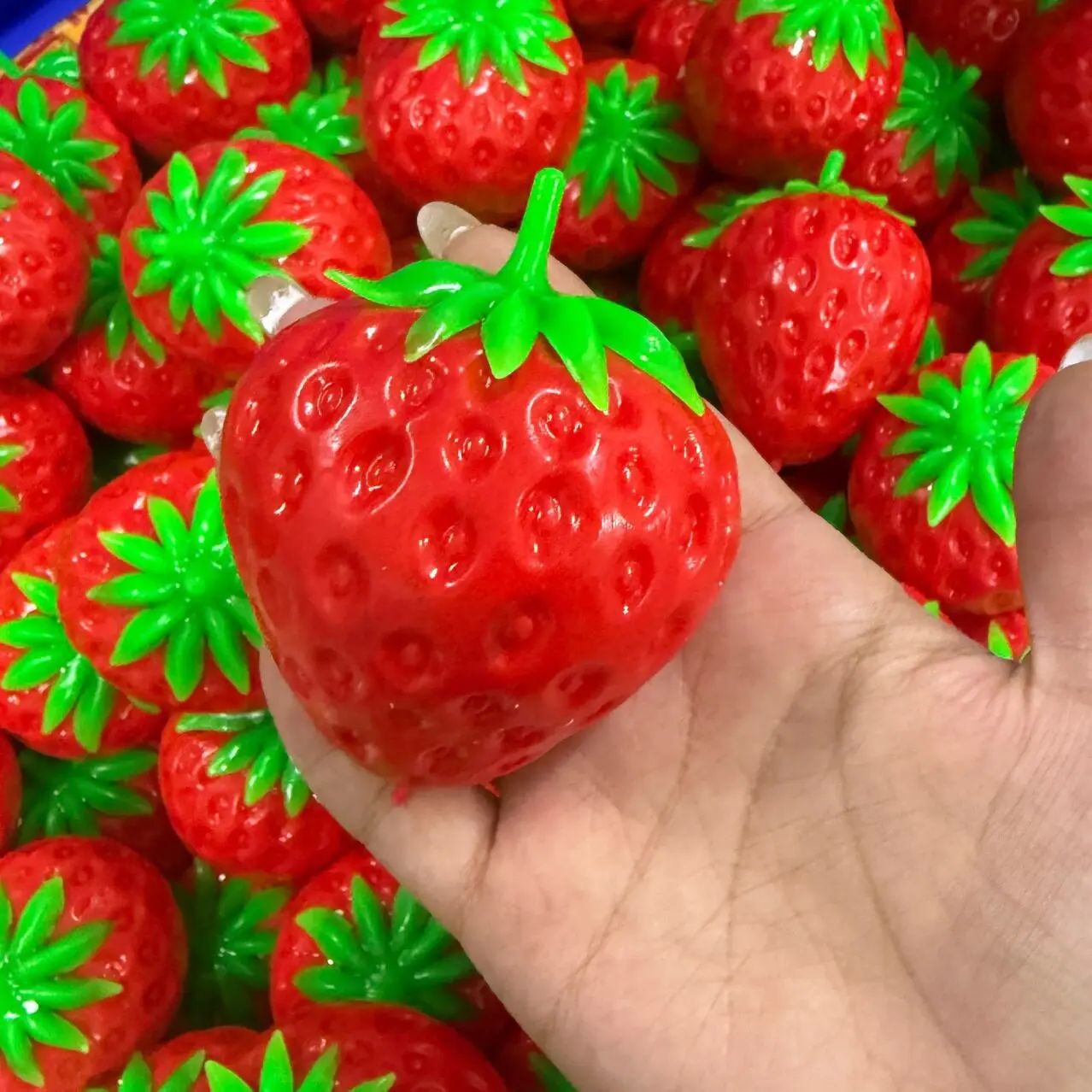 Strawberry Crunchy Squishy Stress Ball Toy Building Block Filling Handmade Crispy Fidget Ball ASMR Sensory Stress Relief Toy