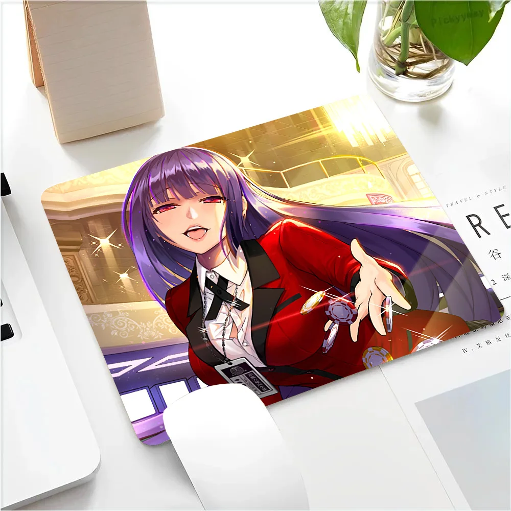 Jabami Yumeko Anime Girl Mousepad Small LockEdge Mouse Pad For Gamers Computer Desk Pad Anti-slip Rubber