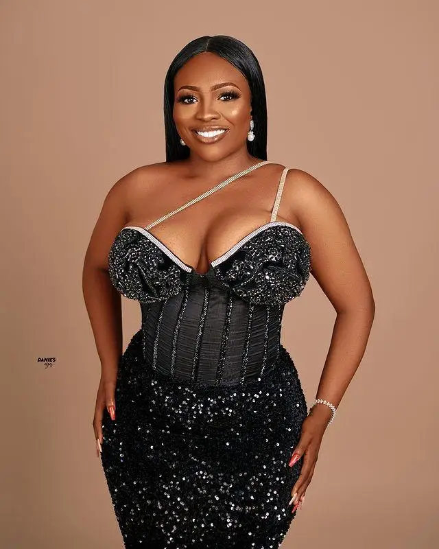 Black Sequined Prom Dress 2025 Aso Ebi Style One Shoulder Front Slit Evening Gown African Formal Party Wear with Sweep Train