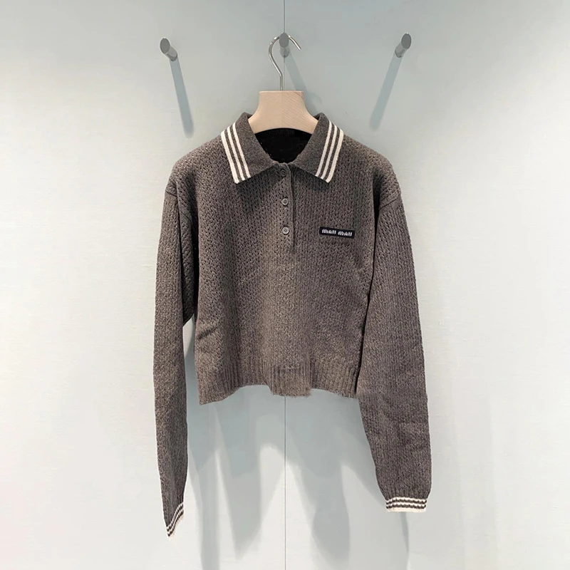 

Вязаный свитер с воротником и буквенным принтом для молодых девушек, модная корейская версия, топ обычного кроя для поездок на работу