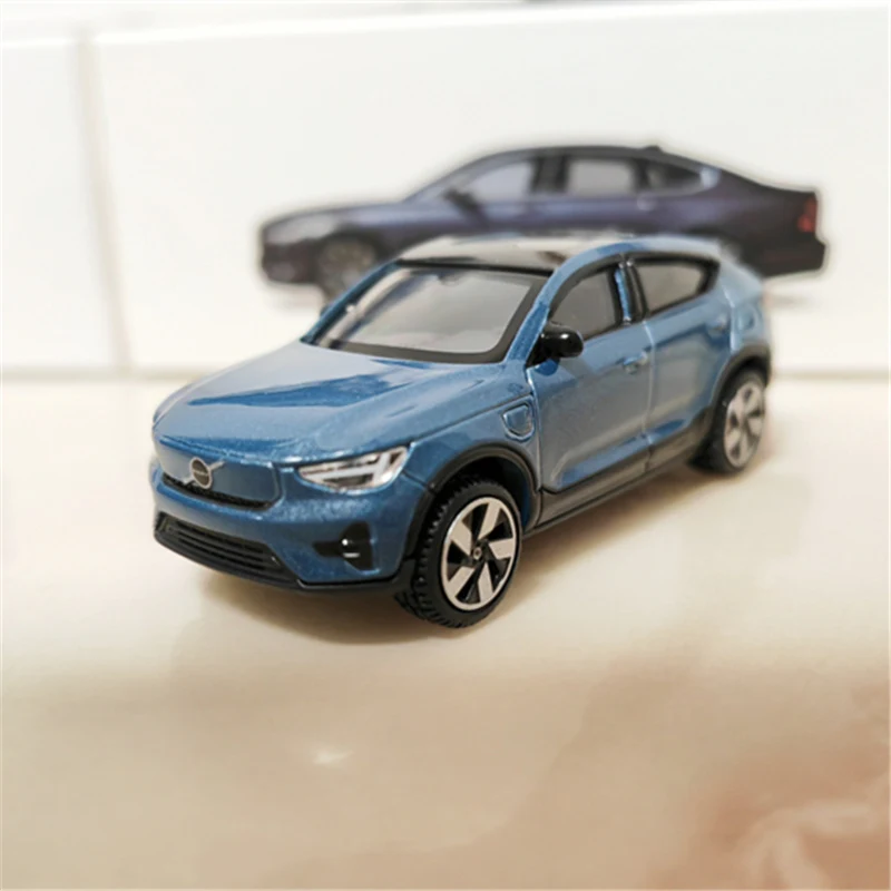 1:64 Volvos XC40 XC60 XC90 C40 S90 V90 Alloy Car Model Diecast Metal Toy Vehicles Car Model Simulation Miniature Scale Kids Gift