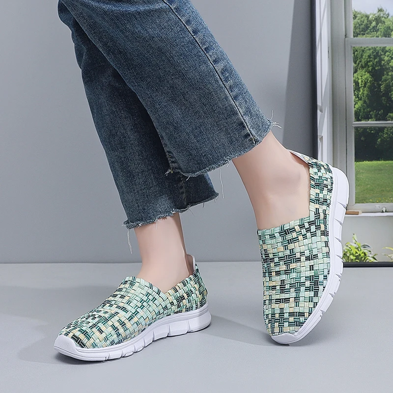 

Summer Women's Soft Soled Mesh Fabric Breathable Flat Bottom Comfortable New Woven Breathable Casual Vulcanized Shoes Trend