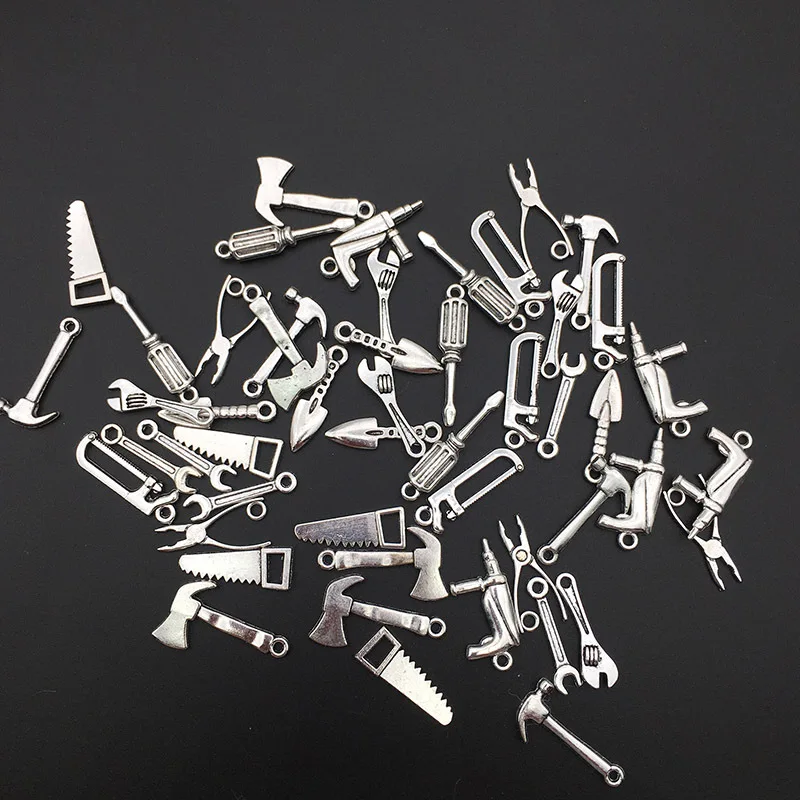 Wholesale 17pcs Mixed Tibetan Silver Color Home Tools Charms Alloy Metal Pendants For DIY Necklace Bracelet Jewelry Making Craft