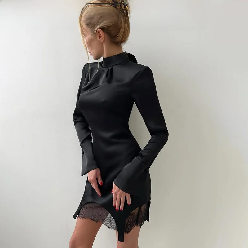 

Сексуальное атласное платье с кружевными вставками и вырезами, с завышенной талией, прикрывающее бедра, с длинными рукавами, круглым вырезом, подходит для повседневной носки