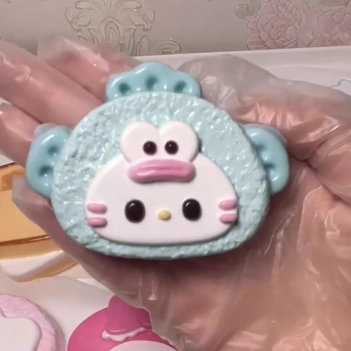 ハンギョドン キティ アニメ 漫画 ピンチング キュート スローリバウンド 減圧おもちゃ セメント感覚 スクイーズおもちゃ 男の子 女の子 子供へのギフト