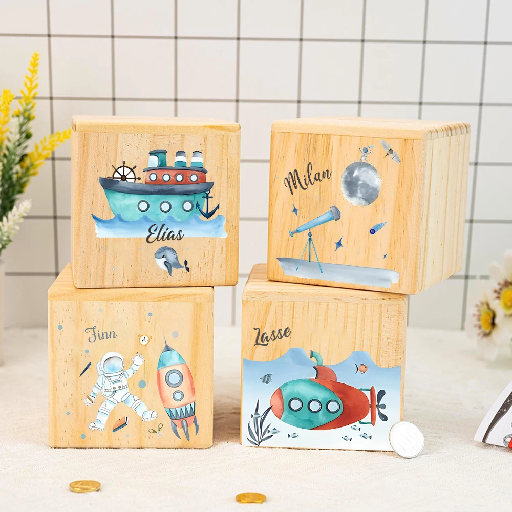Hucha personalizada de astronauta de barco con nombre, caja de dinero con tema del universo del océano, caja de almacenamiento de monedas, bancos de dinero de madera, regalo de cumpleaños