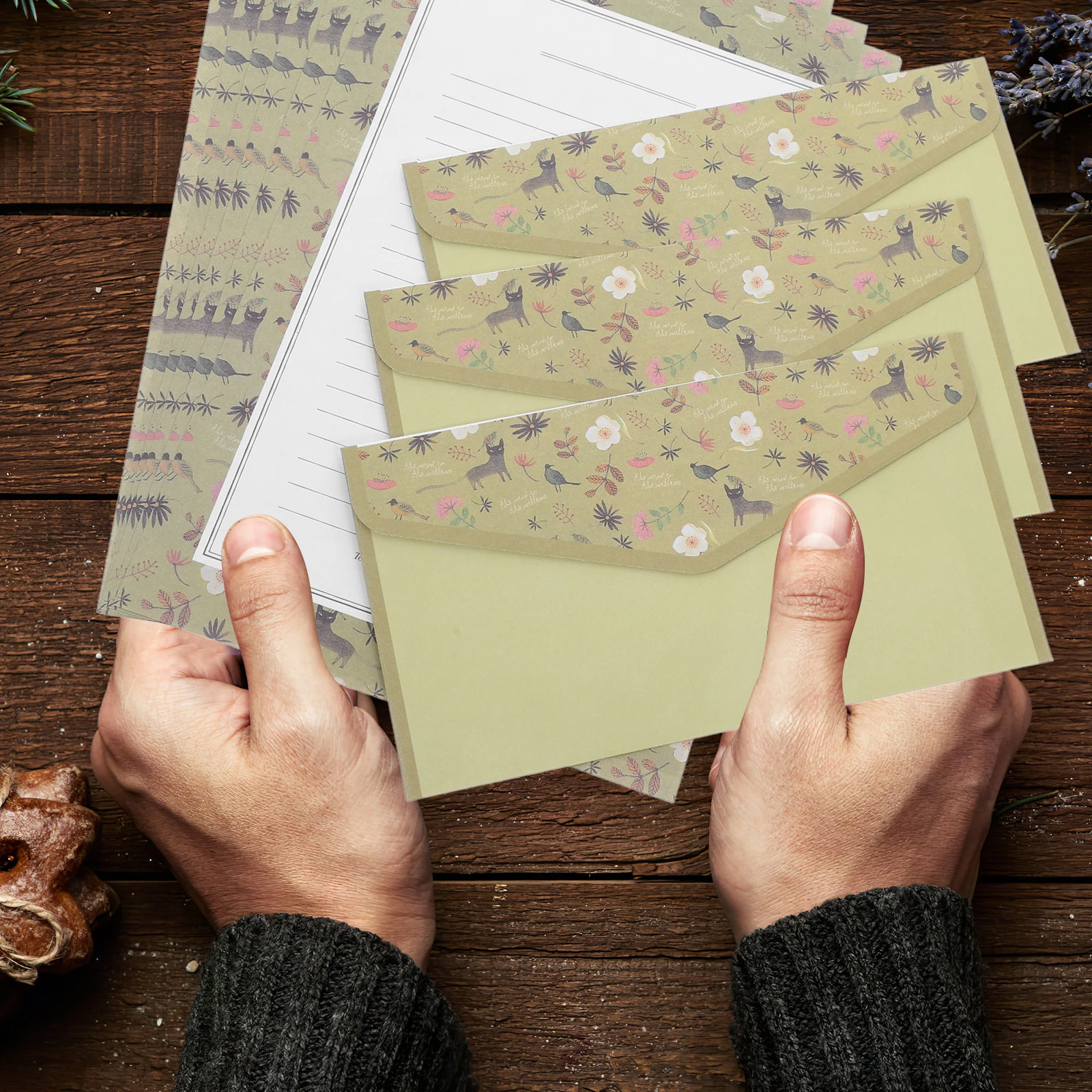 

Letter Paper Envelop Package Floral Envelope Stationery Notepaper and Envelopes Cute Stationary Lined Writing Set