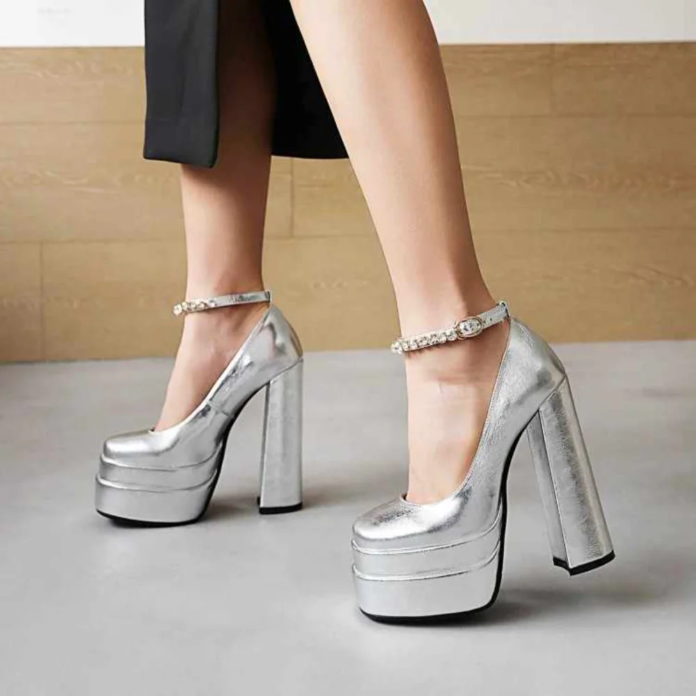 

Bling Crystal Ankle Strap Hollow Sandals Women Gold/silver Square Toe Chunky High Heels Sandals 2024 New Fashion Catwalk Sandals