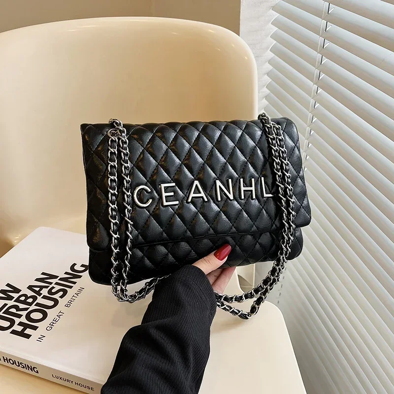 

2025 Casual Bow Shoulder Bag Women's New Fashion Underarm Handbag Lady 2025 High Sense PU Leather Purses Large